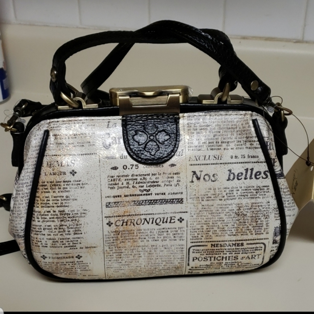 NWT PATRICIA NASH NEWSPAPER PRINT ANTICA